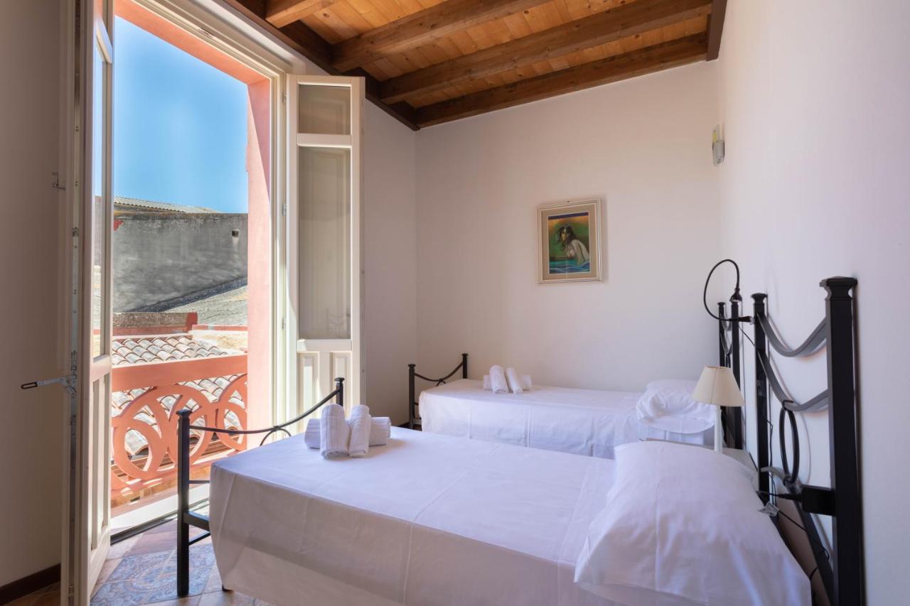 Maison Belle Epoque & Suites Oristano Exterior photo